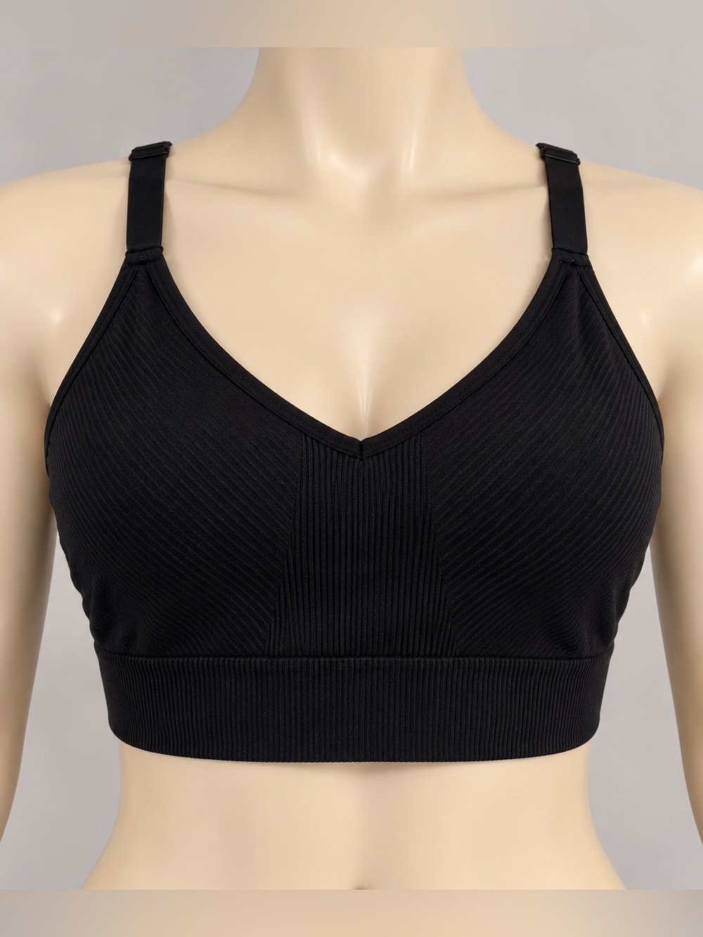 Ambiance Black Seamless V-Neck Sports Bra Adjustable Straps M/L